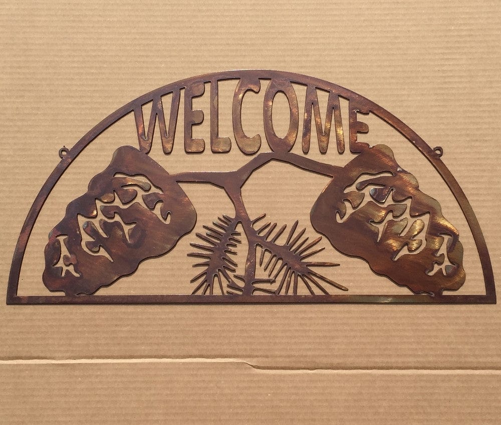 Rusty Rooster Fabrication & Design Pine Cone Welcome Sign (W8)