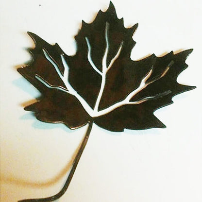 Rusty Rooster Fabrication & Design Metal Maple Leafs Set of 4 (A39)