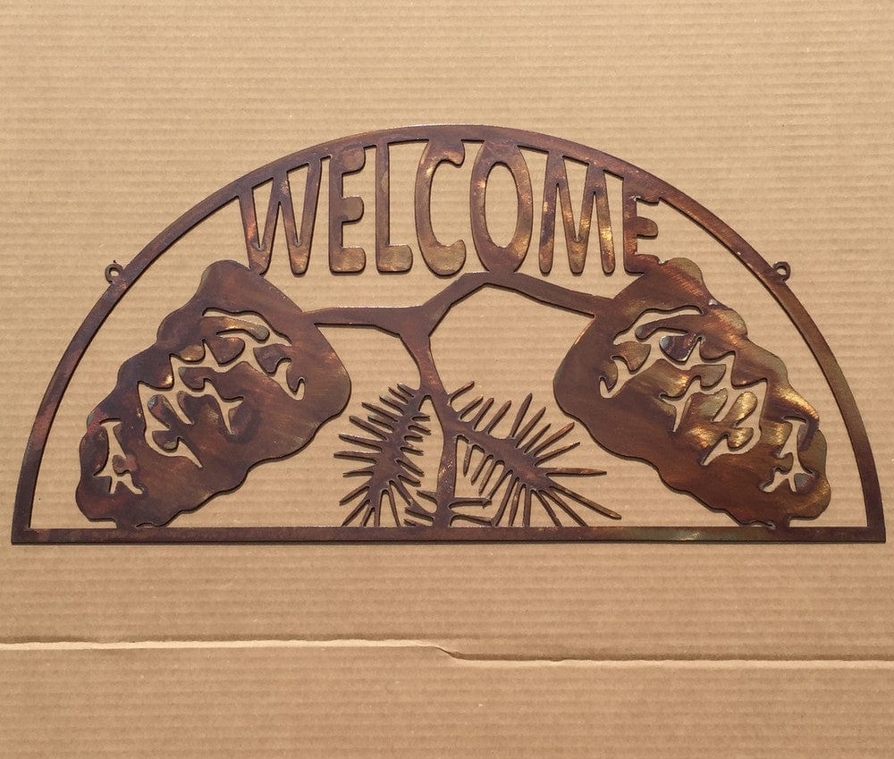 Rusty Rooster Fabrication & Design Pine Cone Welcome Sign (W8)