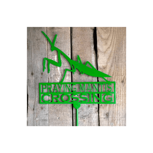 Rusty Rooster Fabrication & Design Praying Mantis Crossing Garden Stake (I18)