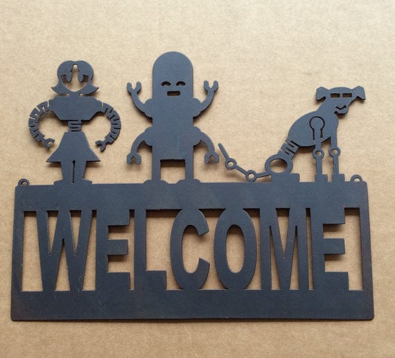Rusty Rooster Fabrication & Design Welcome Sign with Robot Family and Dog (Q8)